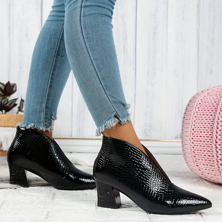 Botines con tacón de bloque texturizado