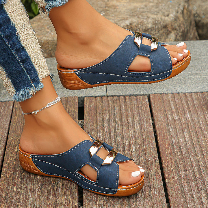 Sandalias cómodas con hebilla ajustable