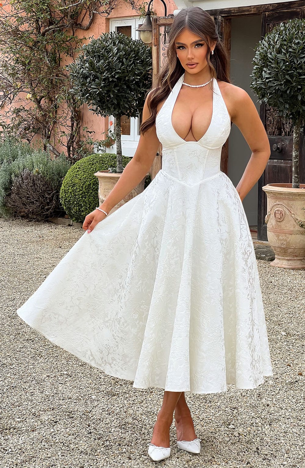 Embellished V-Neck Maxi Dress for Formal Occasions
