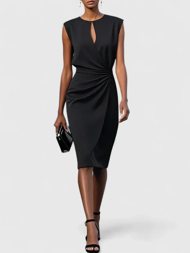 Abito Mini Raffinato con Silhouette Elegante