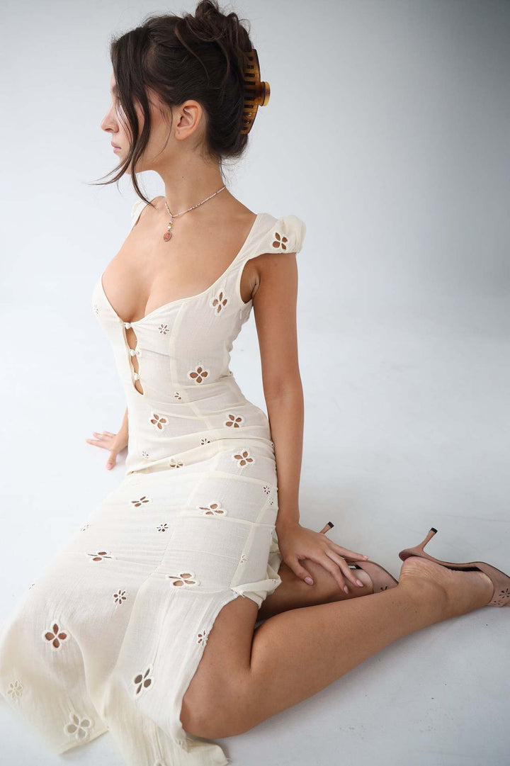 Elegant Women's Subtle Flowing Wedding Guest Dress for Special Occasions