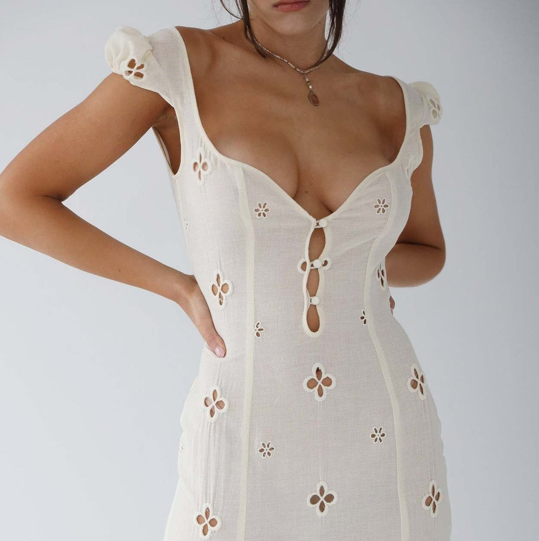 Elegant Women's Subtle Flowing Wedding Guest Dress for Special Occasions