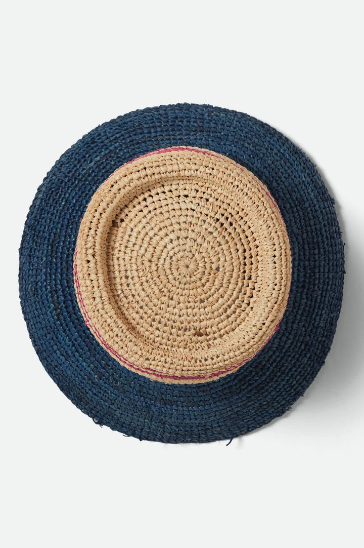 Sombrero de paja tipo cubo
