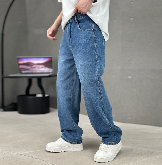 Men’s Versatile Spring Loose-Fit Denim Straight Leg Jeans
