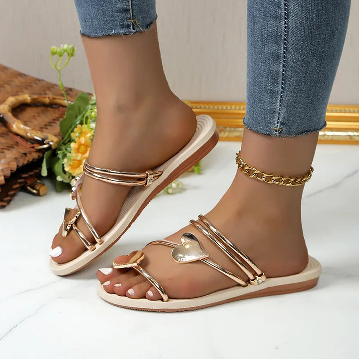 Sandalias cómodas con pedrería