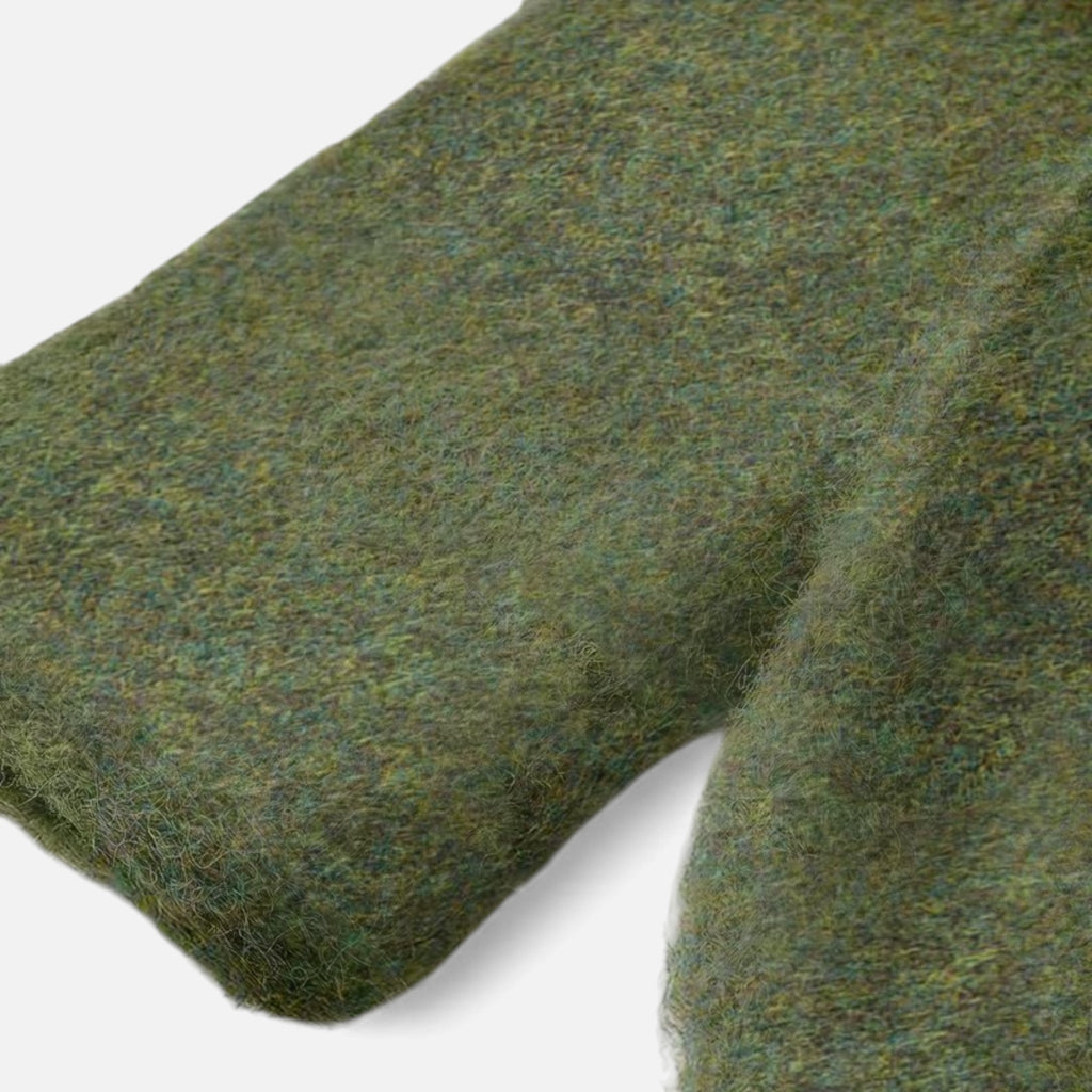 Maglione invernale lavorato a maglia donna con spalle scoperte