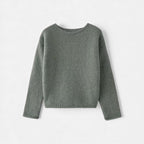 Maglione invernale lavorato a maglia donna con spalle scoperte