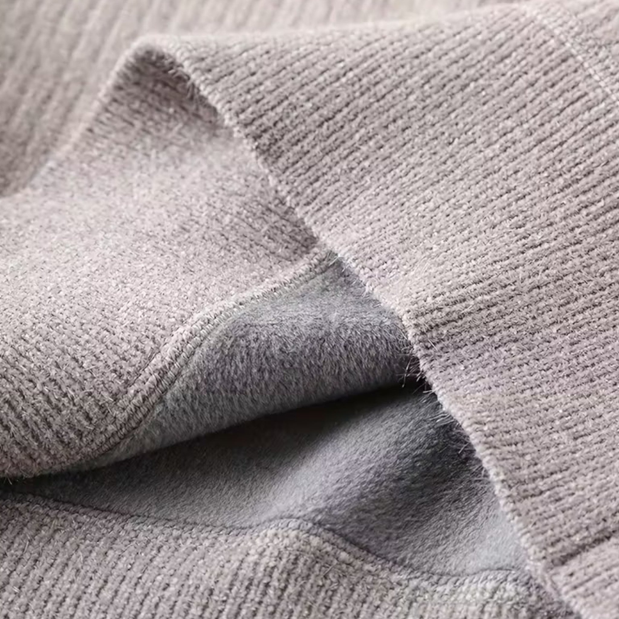 Maglione da uomo spesso a righe con mezza cerniera a maglia
