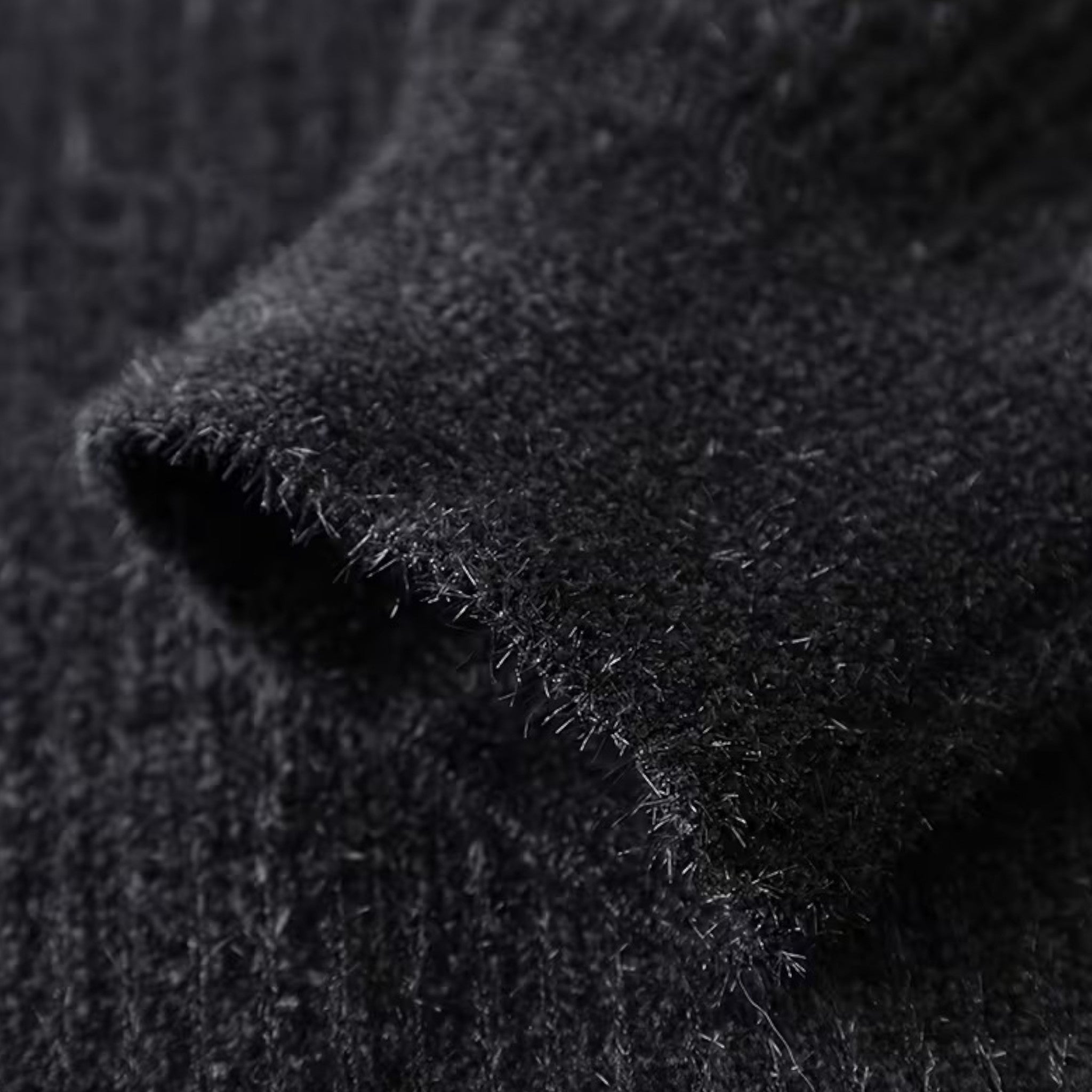 Maglione da uomo spesso a righe con mezza cerniera a maglia