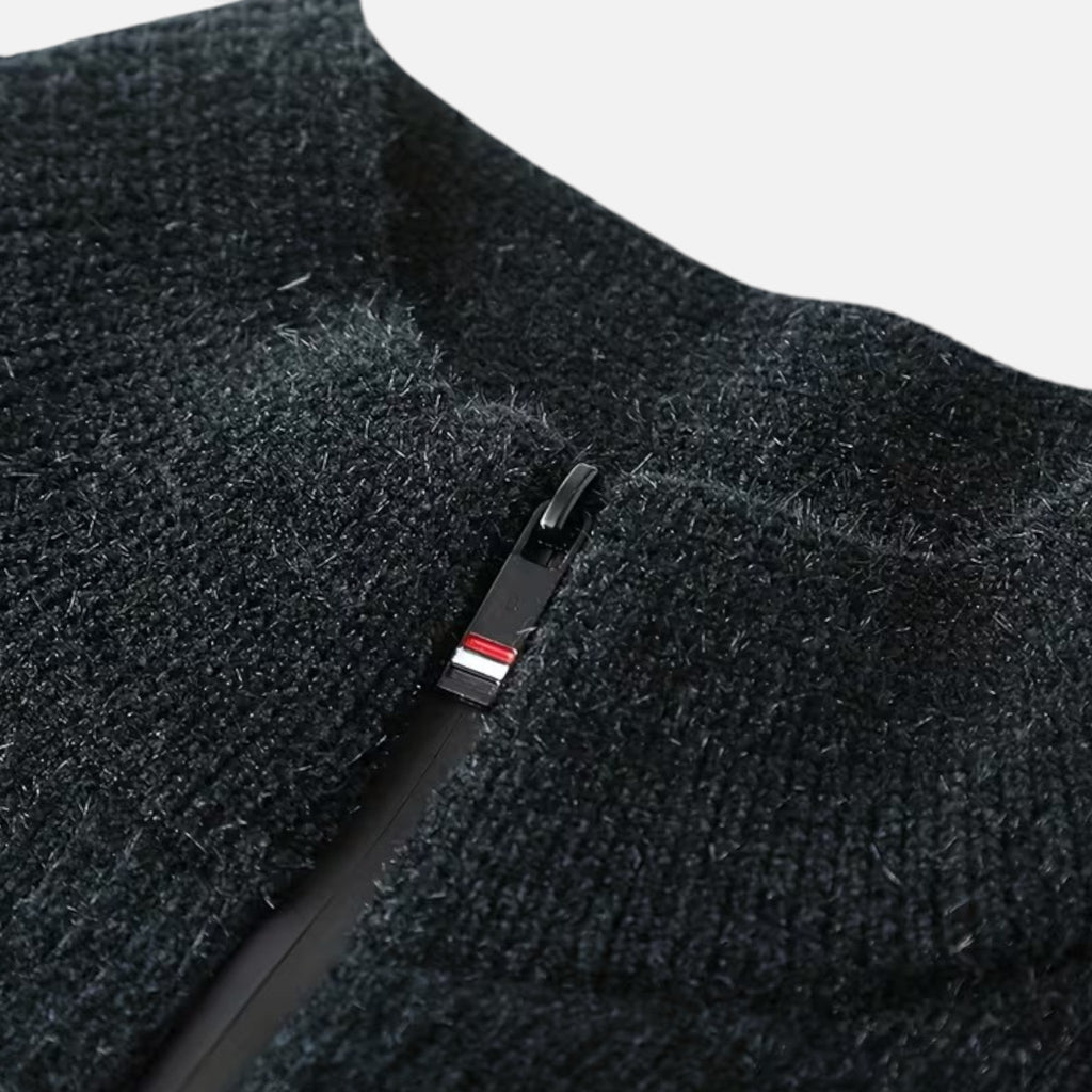 Maglione da uomo spesso a righe con mezza cerniera a maglia