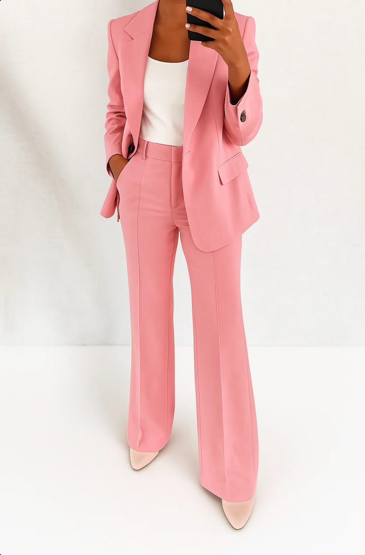 Traje elegante de dos piezas para mujer