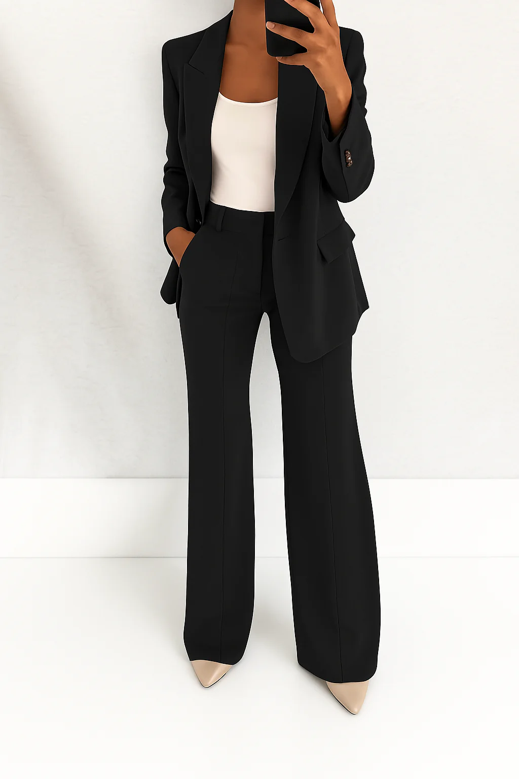 Traje elegante de dos piezas para mujer