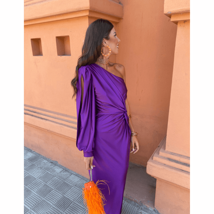 Vestido largo para ocasión nocturna con caída elegante