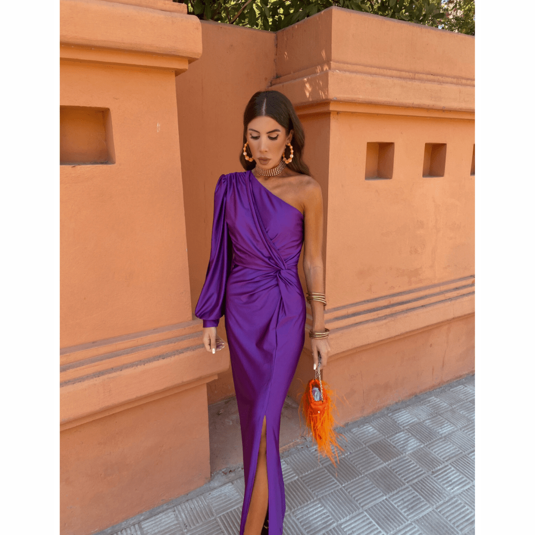 Vestido largo para ocasión nocturna con caída elegante