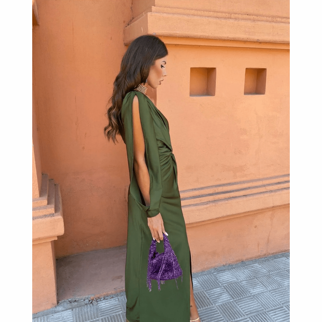 Vestido largo para ocasión nocturna con caída elegante
