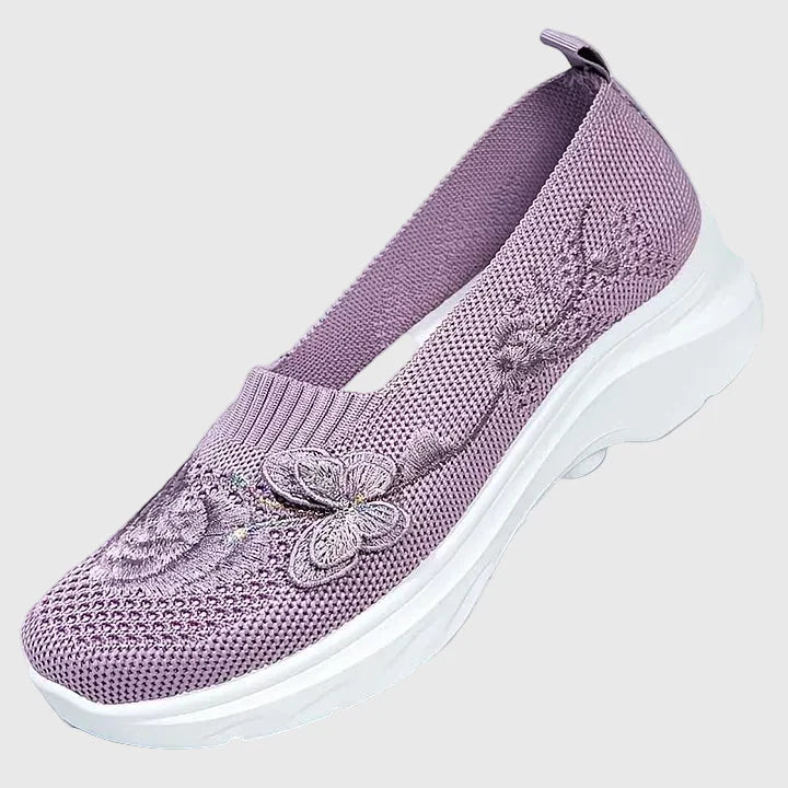 Zapatillas sin cordones bordadas con mariposas