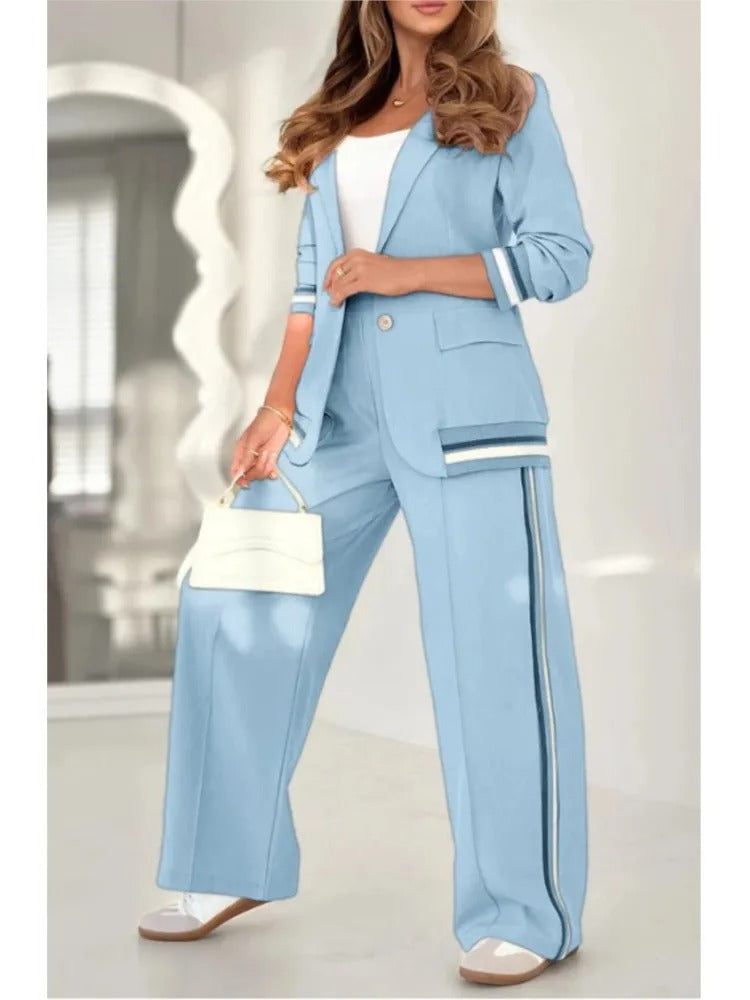 Minimalist Relaxed Lounge Set