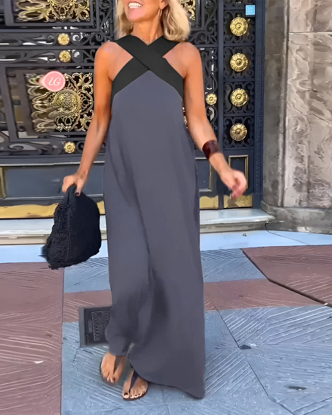 Vestido de verano con cuello cruzado