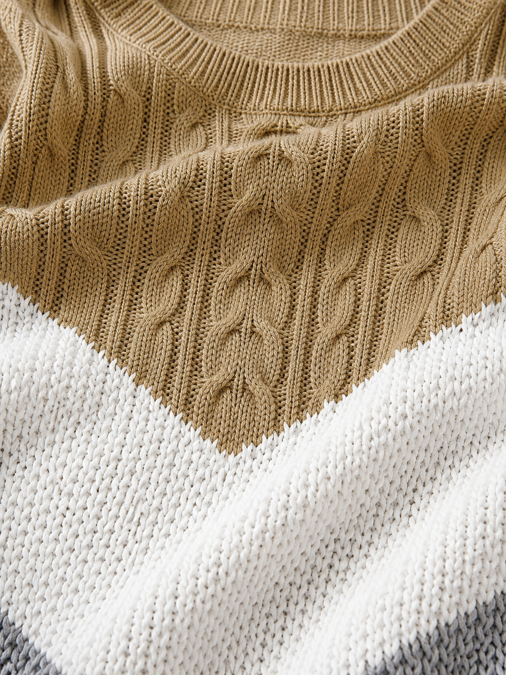 Women's Colour Block Round Neck Knit Sweater