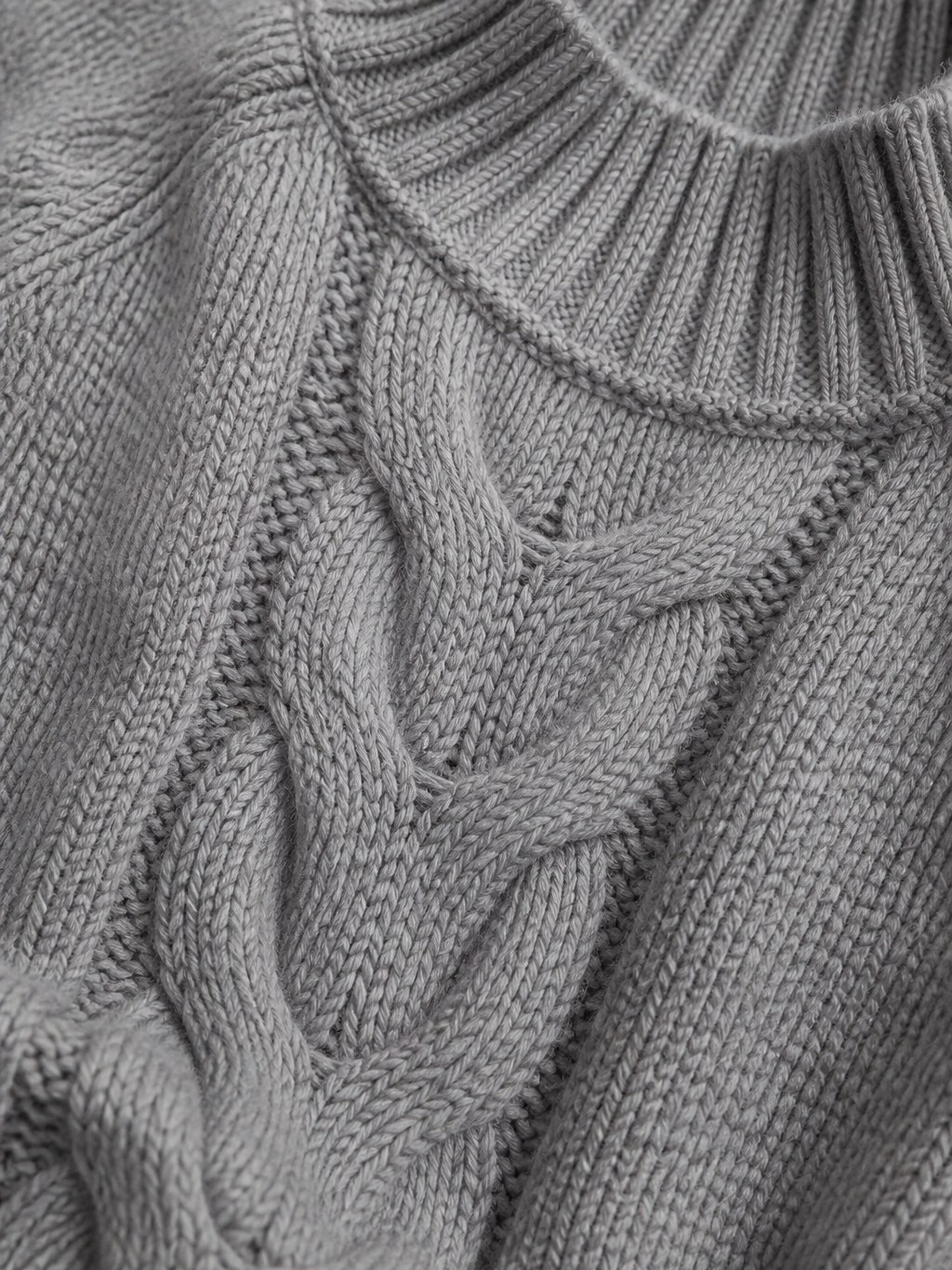 Women's Vintage Cable Knit High Neck Sweater