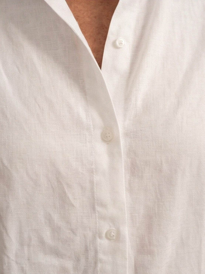 Conjunto de camisa abotonada y pantalones de pierna ancha
