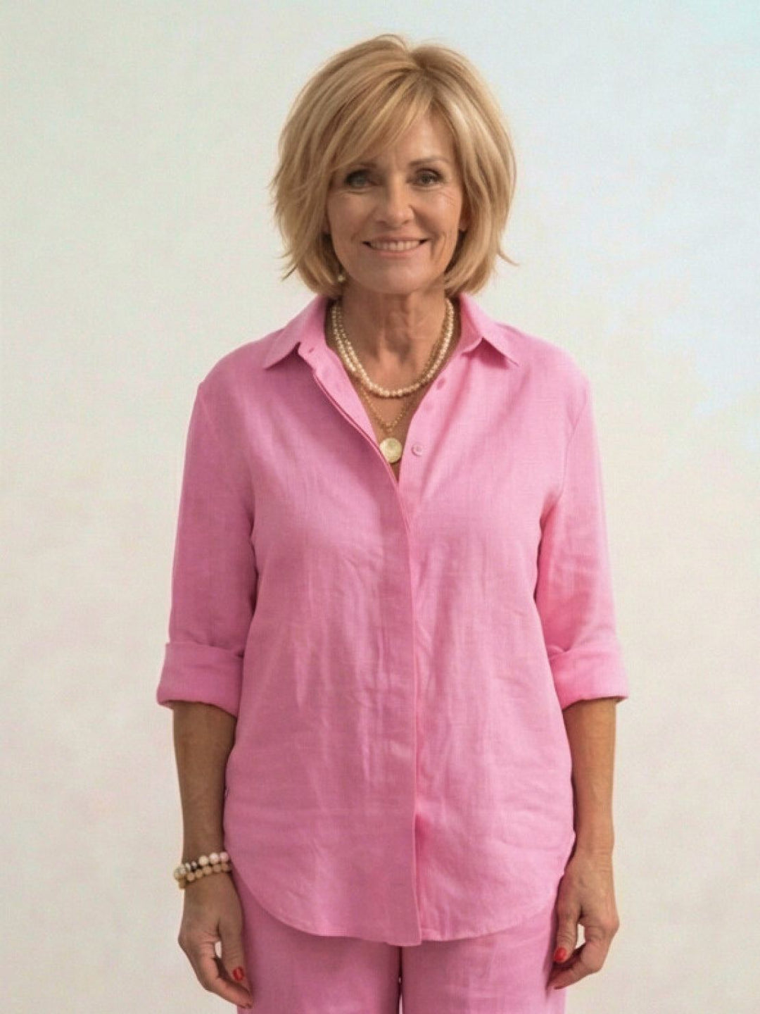Conjunto de camisa abotonada y pantalones de pierna ancha