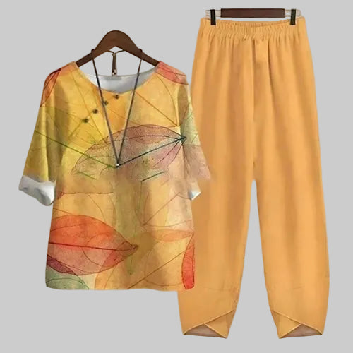 Conjunto de dos piezas con estampado de mariposas