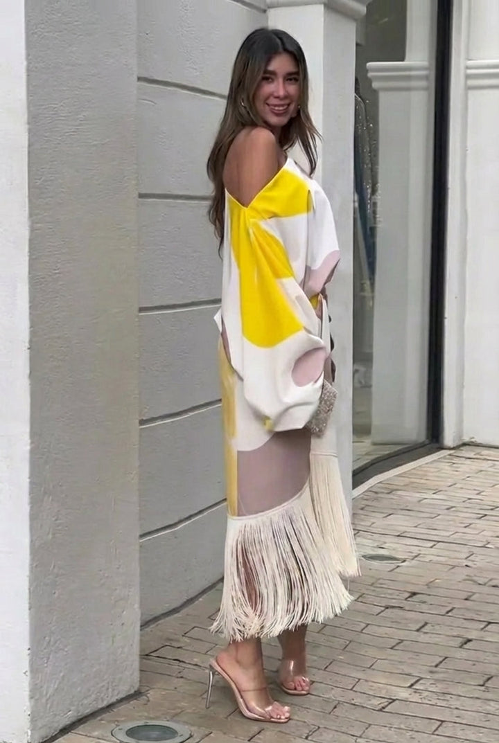 Conjunto midi con flecos y un solo hombro