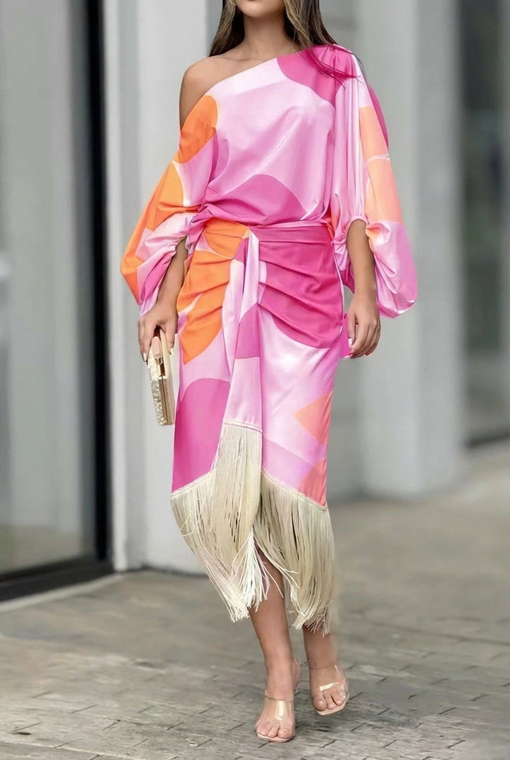 Conjunto midi con flecos y un solo hombro