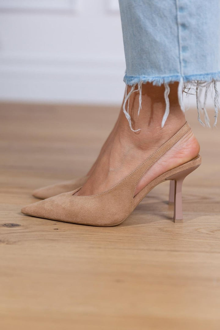 Sandalias elegantes de tacón bajo para mujer