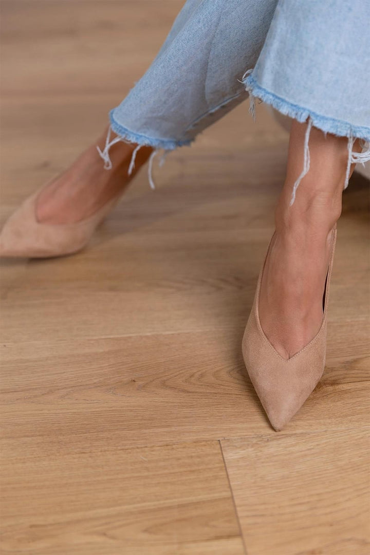 Sandalias elegantes de tacón bajo para mujer