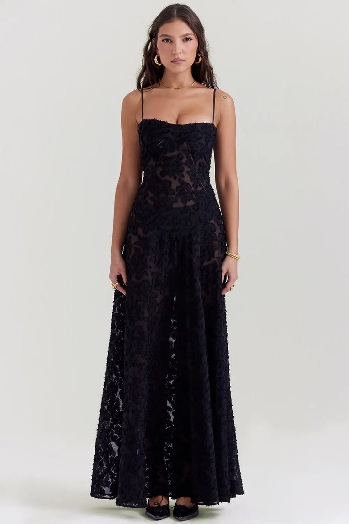 Vestido largo de verano con espalda abierta y tirantes ajustables
