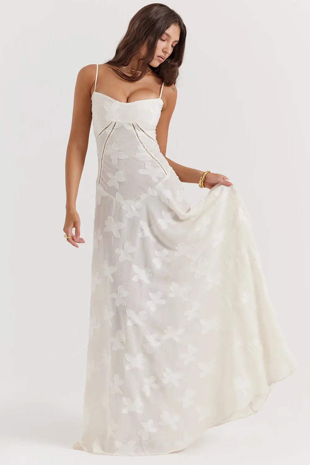 Vestido largo de verano con espalda abierta y tirantes ajustables