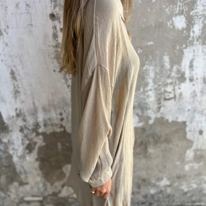 Conjunto de camisa abotonada y pantalones