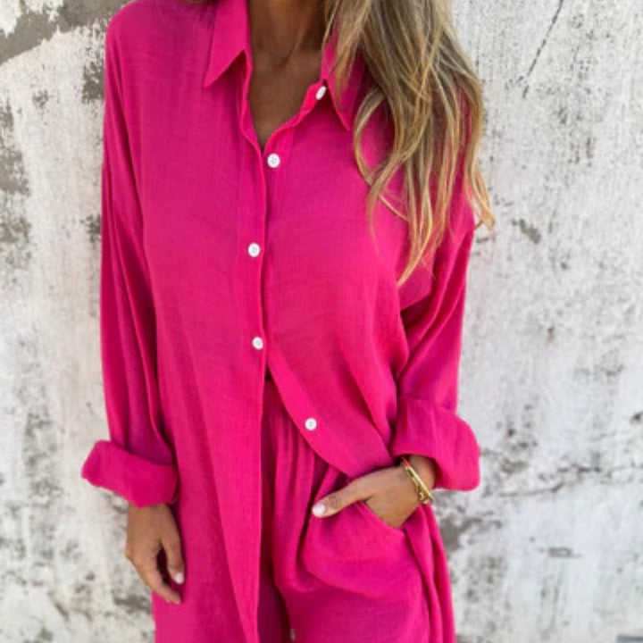 Conjunto de camisa abotonada y pantalones