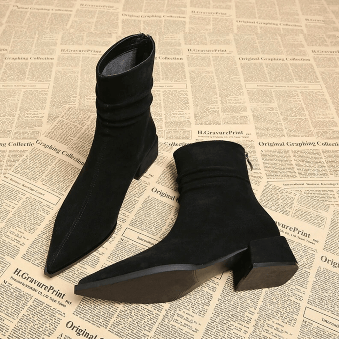 Minimal Everyday Boots